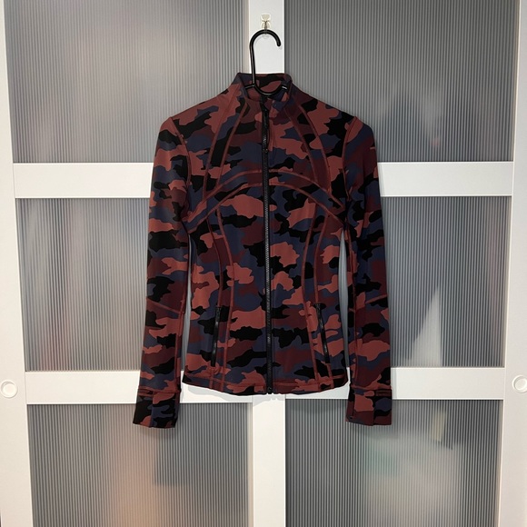 Lululemon women’s define jacket size 4 - Picture 2 of 13